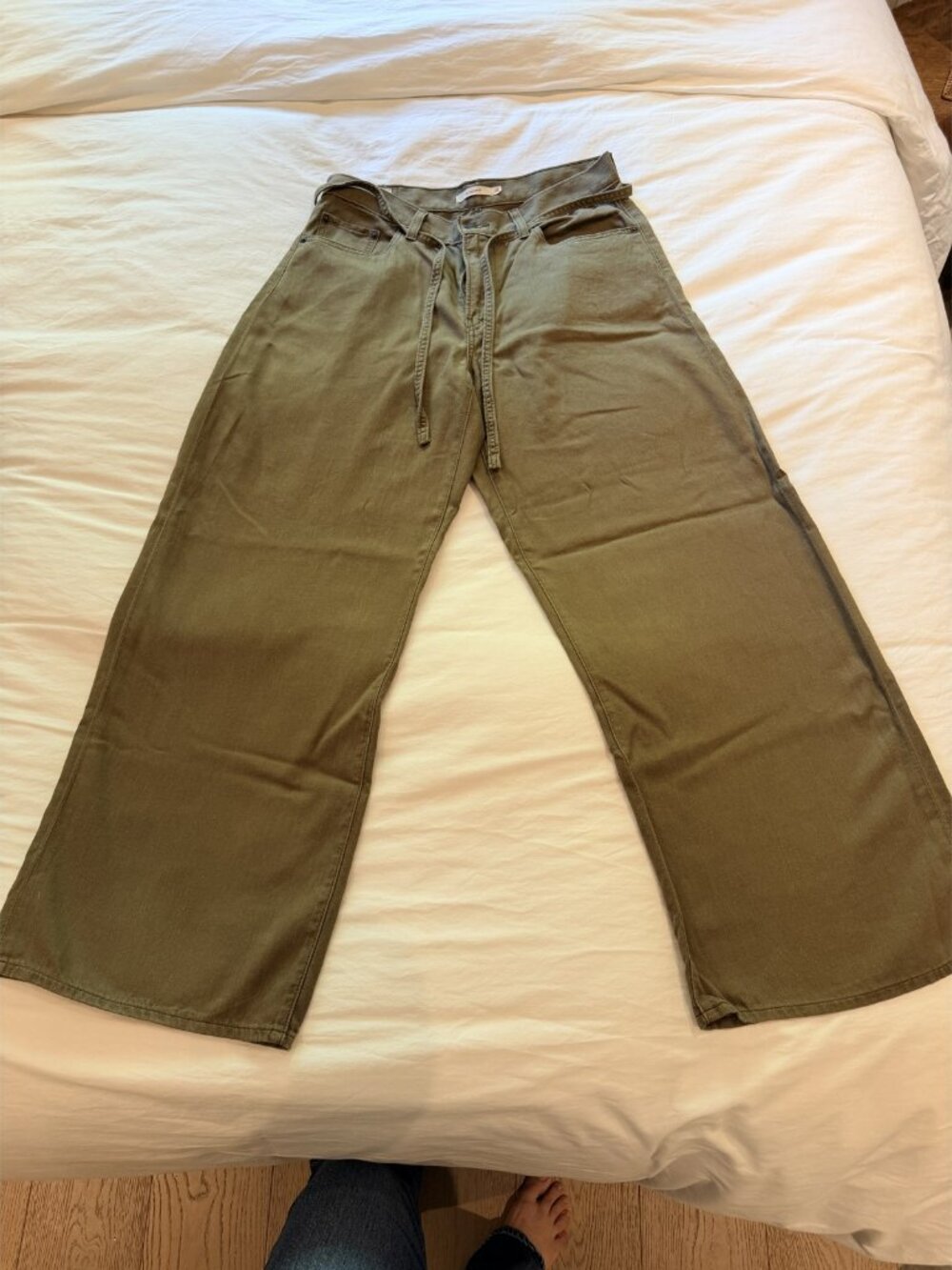 Levi's Premium XL Straight Linen Blend Pants Olive Tie Belt Size 28